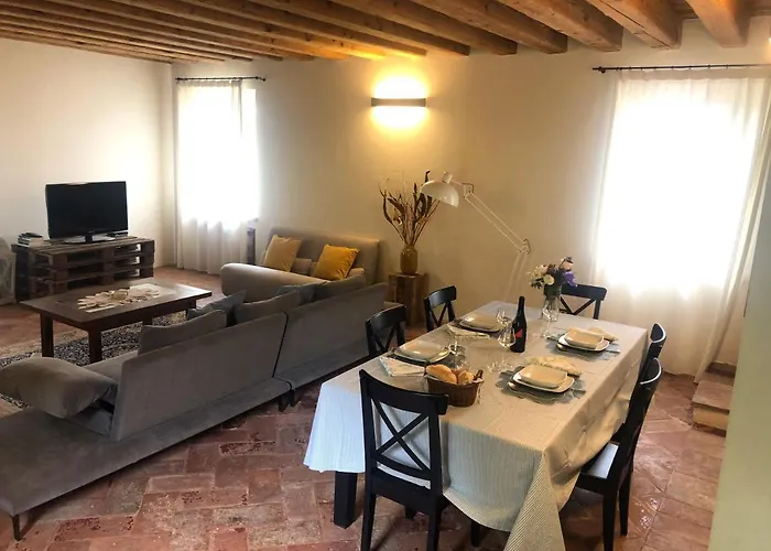 Ca' Del Buso